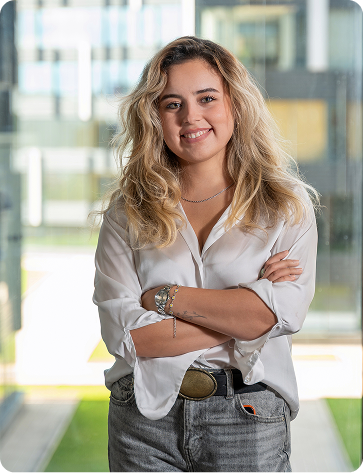 Селин Йылмаз